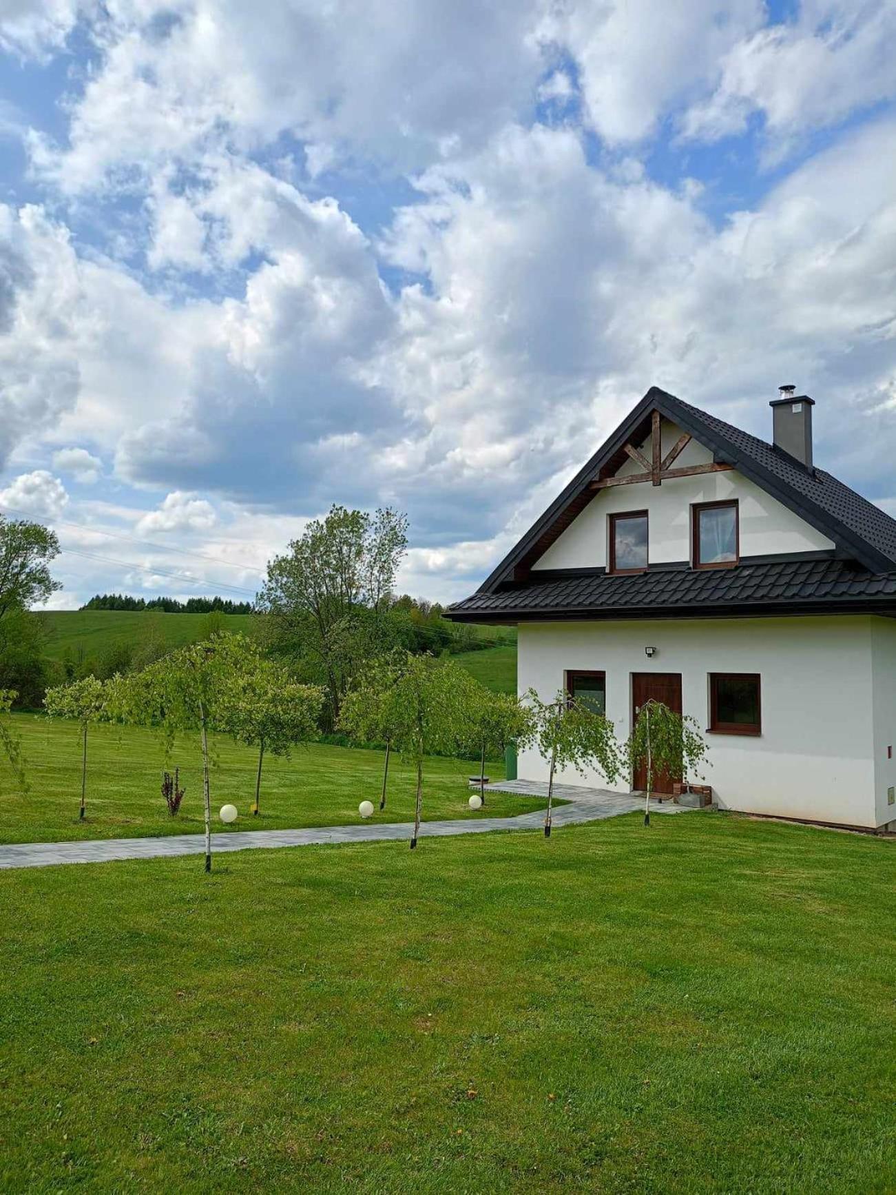 Brzozowy Zagajnik Bieszczady - Domki Z Balia Ogrodowa Villa Bereznica Wyzna Exterior photo